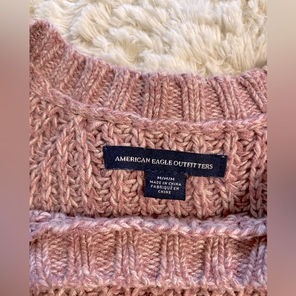 American Eagle Outfitters Women’s Sz M Heathered Pink Sweater w/Scalloped Edge - Picture 2 of 4